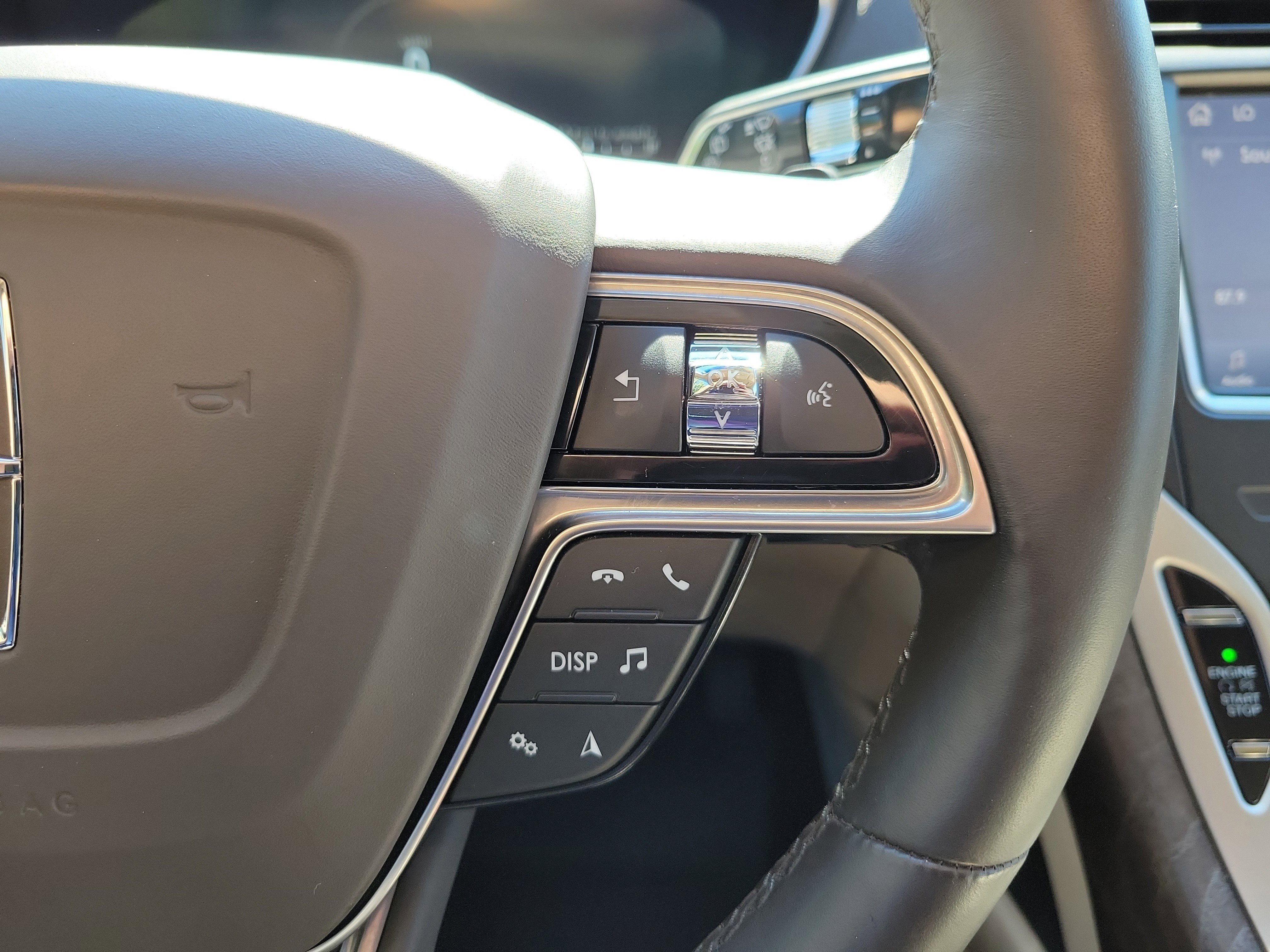 Used 2020 Lincoln Nautilus Reserve w/ Equipment Group 201A AWD/4WD image 30