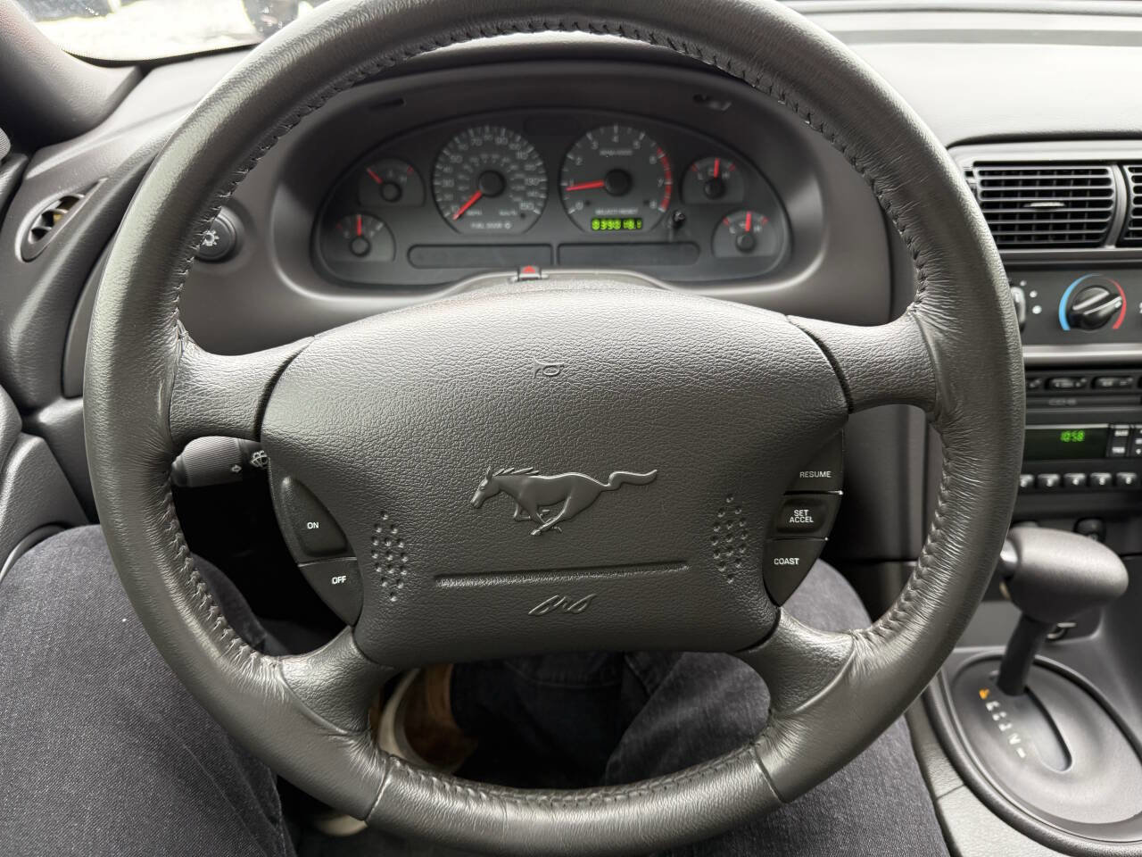 Used 2001 Ford Mustang GT RWD image 19