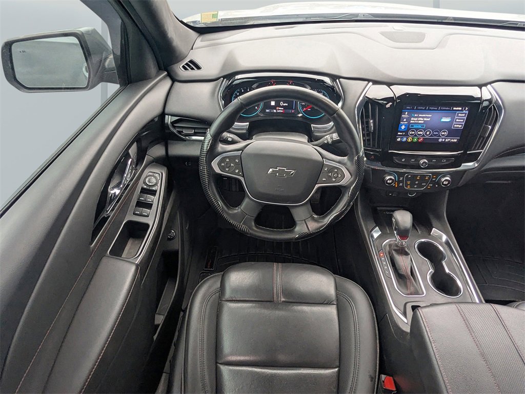 Used 2023 Chevrolet Traverse RS image 18