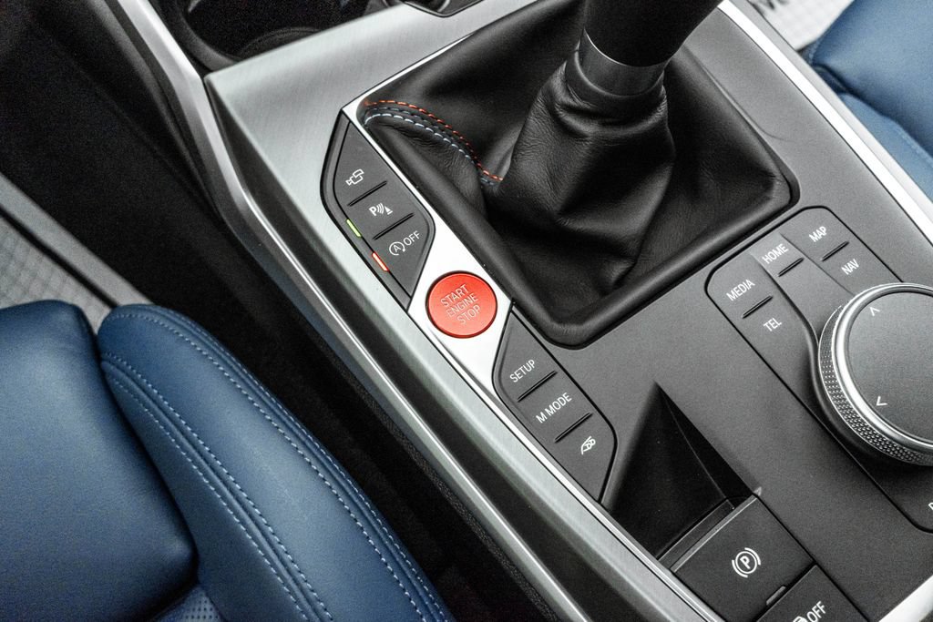 Used 2026 BMW M3 w/ Executive Package RWD image 10