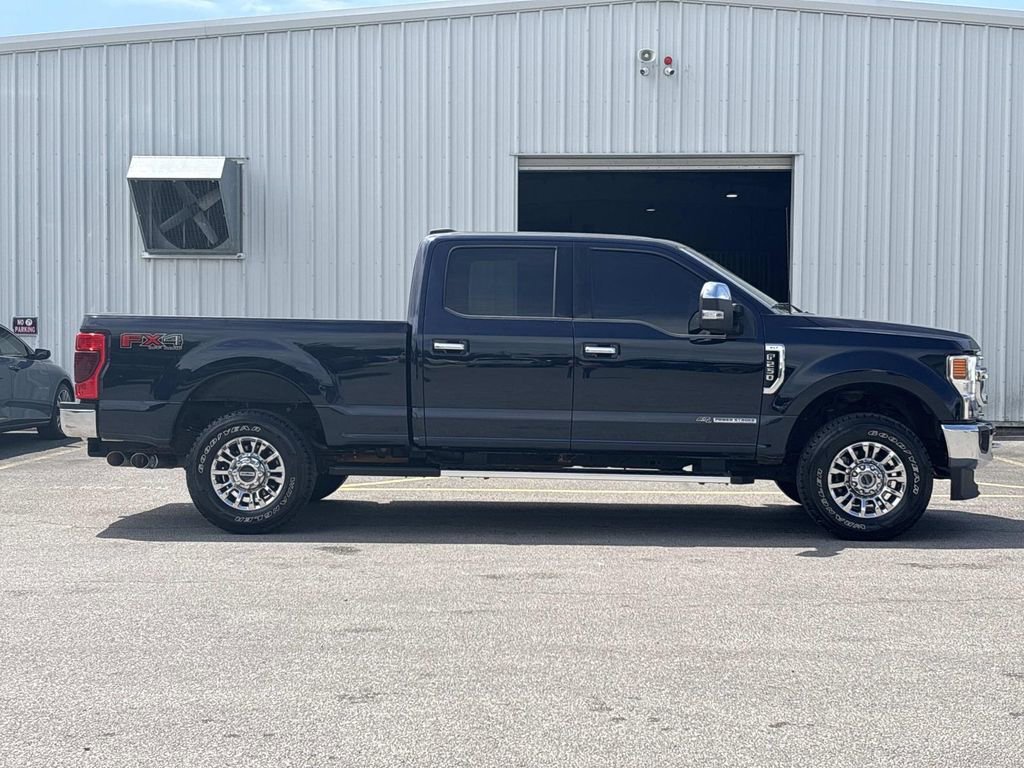 Used 2022 Ford F250 XLT w/ XLT Premium Package AWD/4WD image 6