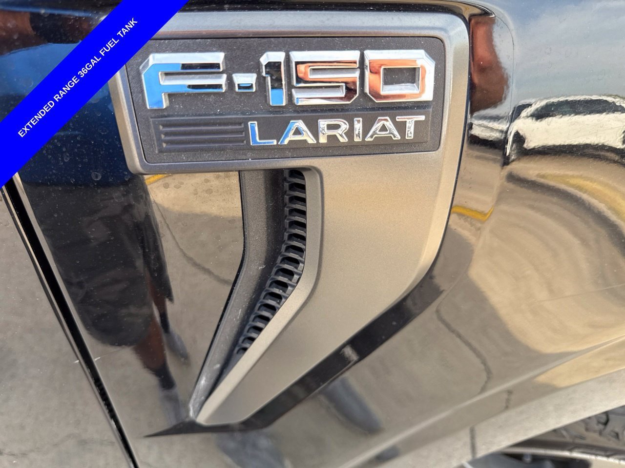 Used 2023 Ford F150 Lariat w/ Equipment Group 502A High AWD/4WD image 17