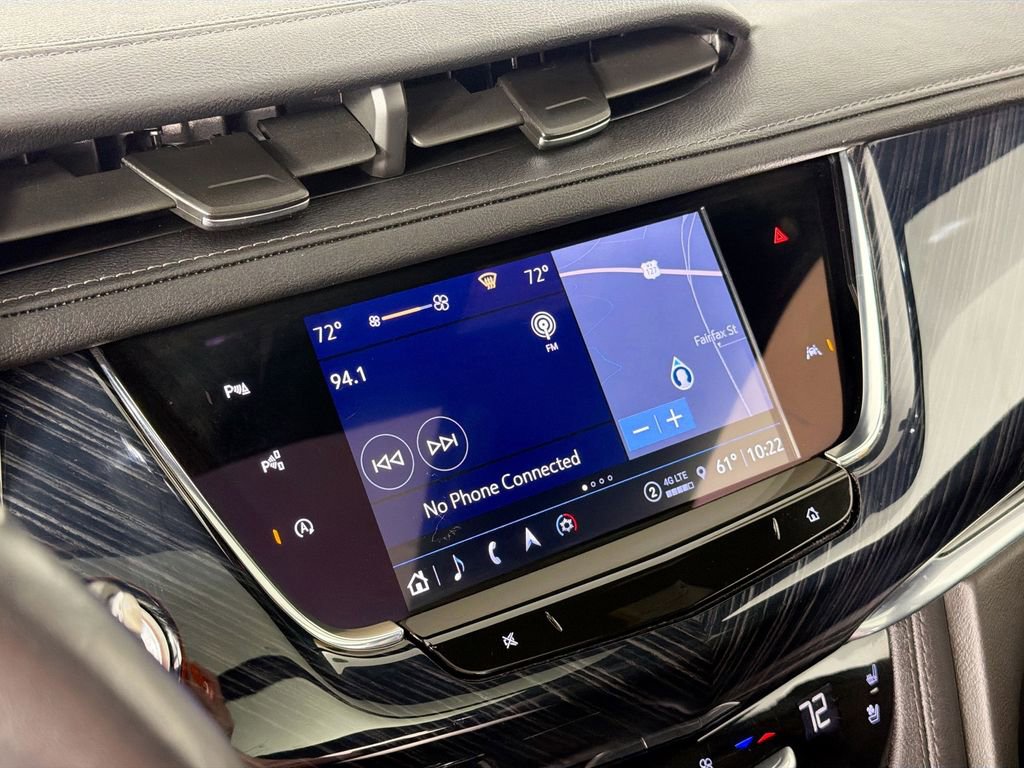 Used 2023 Cadillac XT6 Premium Luxury image 14