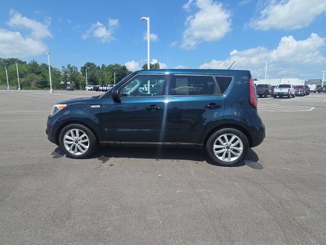 Used 2017 Kia Soul + w/ Audio Package FWD image 14
