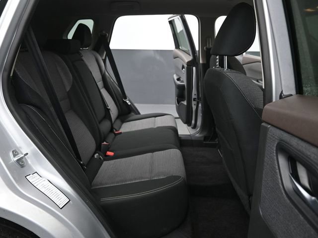 Used 2023 Nissan Rogue SV FWD image 15