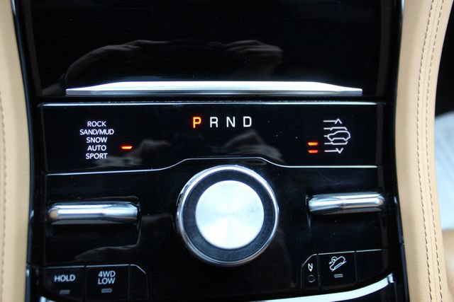 Used 2023 Jeep Grand Cherokee L Summit AWD/4WD image 25