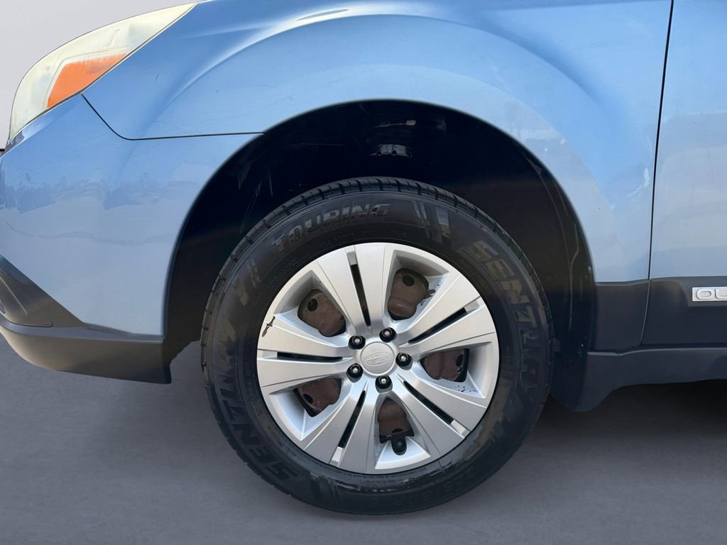 Used 2012 Subaru Outback 2.5i image 8