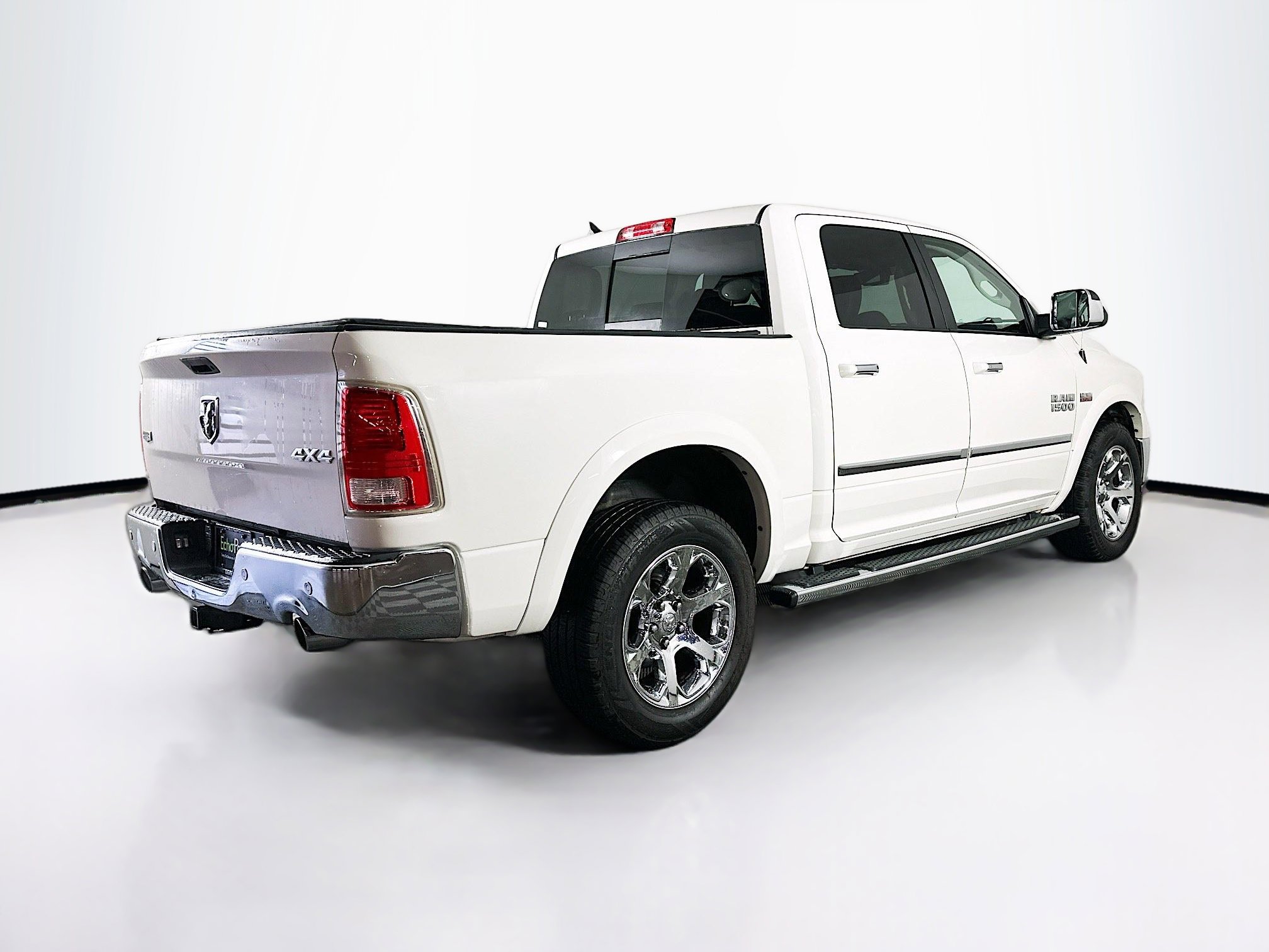 Used 2016 RAM 1500 Laramie w/ Convenience Group image 9