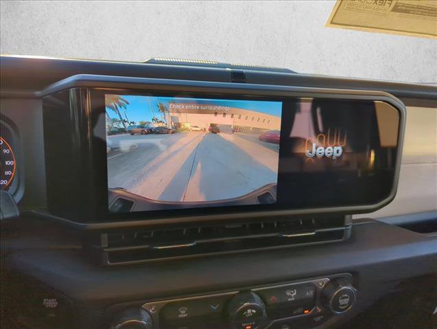 New 2026 Jeep Gladiator Sport AWD/4WD image 9