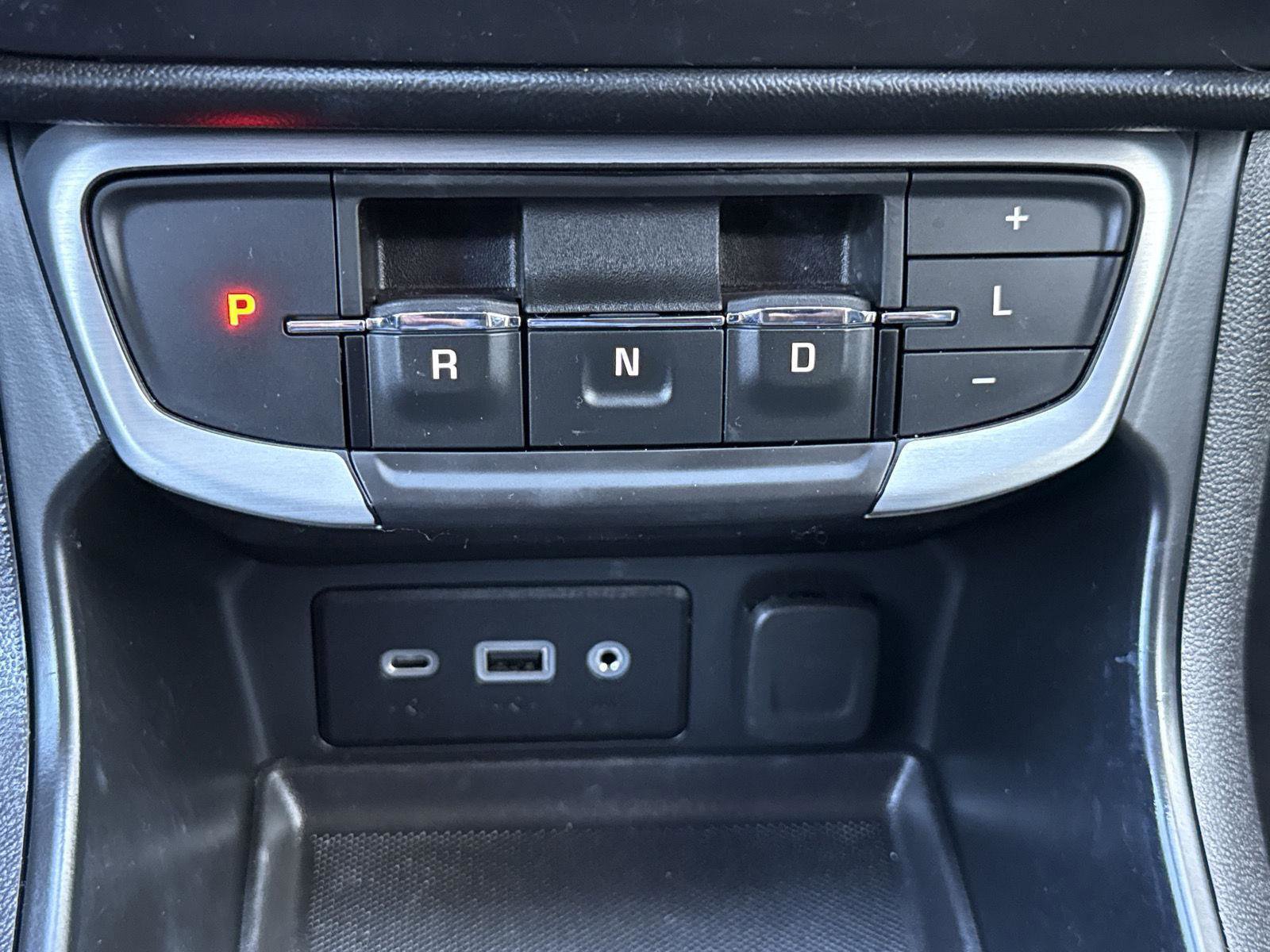 Used 2022 GMC Terrain SLE w/ Driver Convenience Package image 22