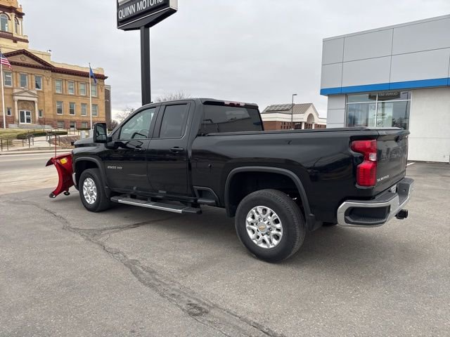 Used 2024 Chevrolet Silverado 2500 LT w/ All Star Edition image 3