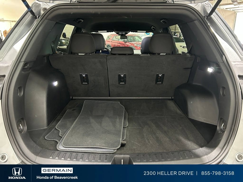 Used 2025 Chevrolet Equinox LT AWD/4WD image 29