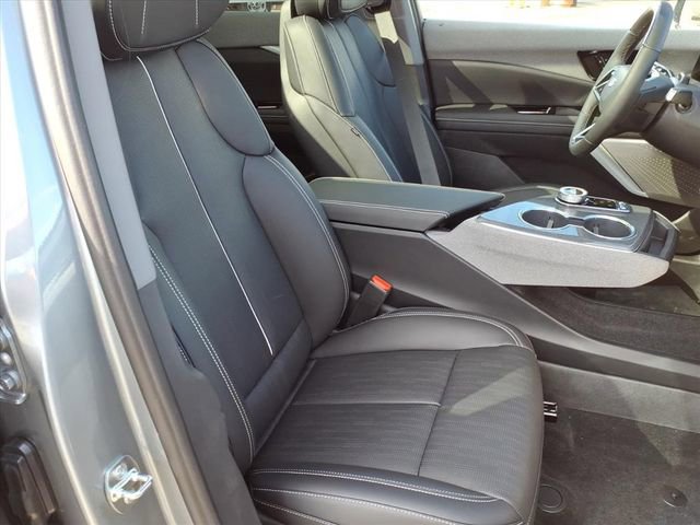 New 2026 Cadillac Optiq Sport 2 AWD/4WD image 21