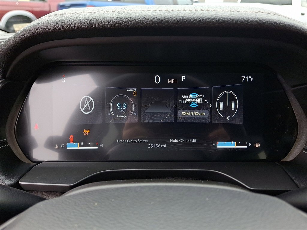 Used 2022 Jeep Grand Cherokee L Limited w/ Luxury Tech Group II image 22