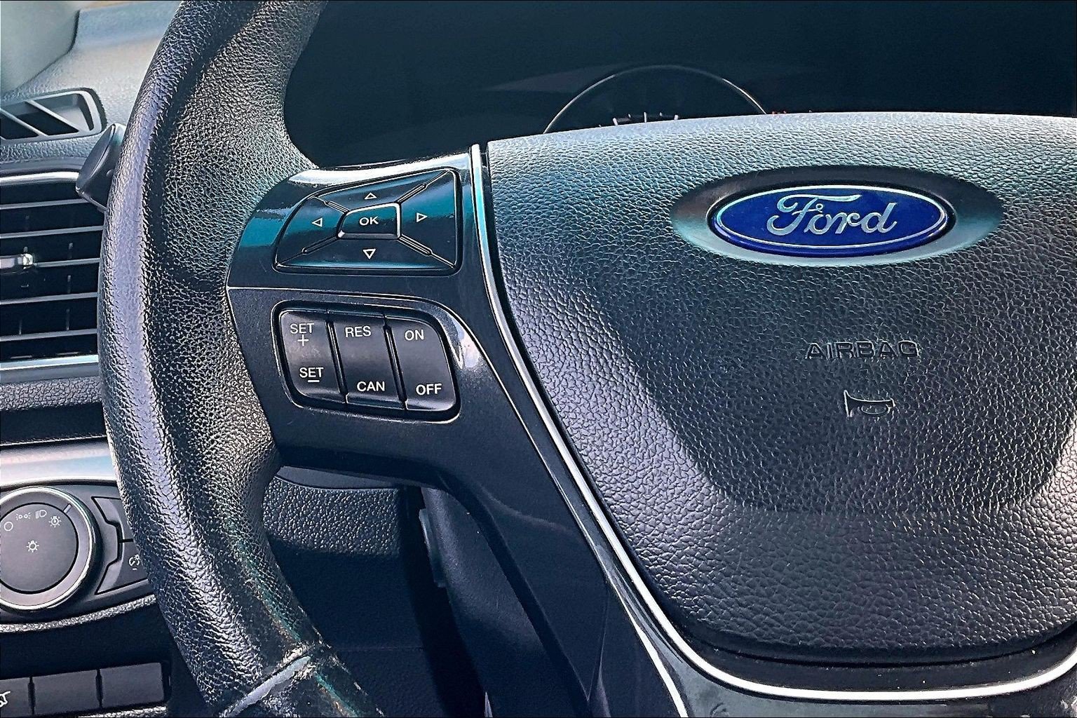 Used 2017 Ford Explorer Limited FWD image 16