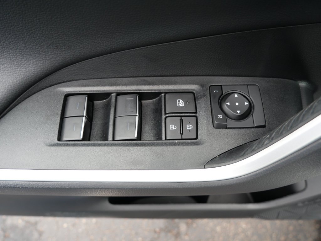 Used 2023 Toyota RAV4 Limited w/ Limited Grade Weather Package AWD/4WD image 15