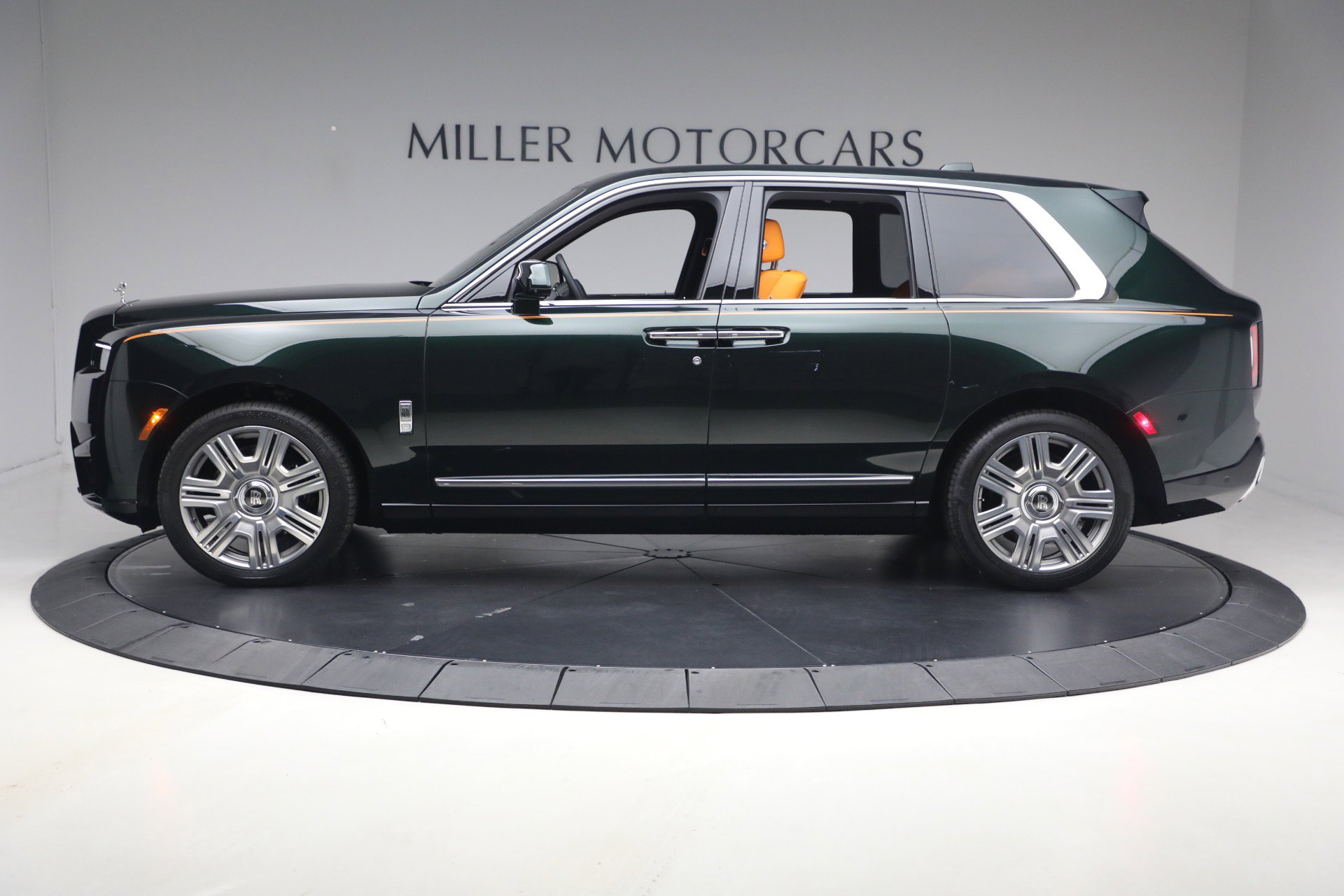 Certified 2026 Rolls-Royce Cullinan AWD/4WD image 11