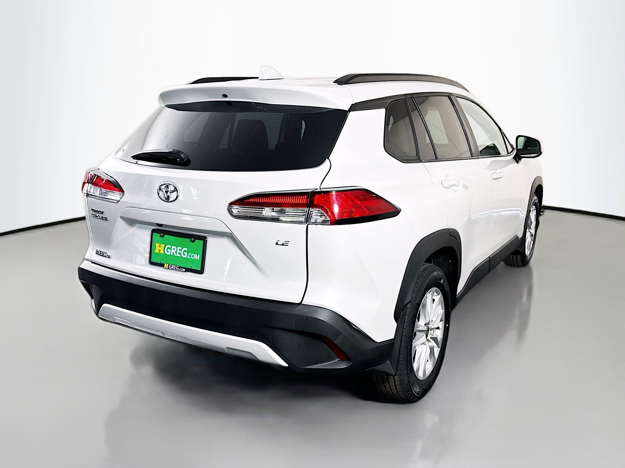 Used 2024 Toyota Corolla Cross LE FWD image 10