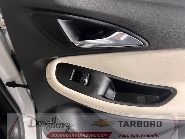 Used 2021 Buick Encore GX Essence w/ Advanced Technology Package FWD image 37