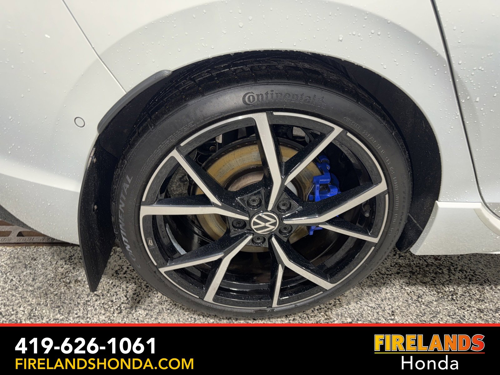 Used 2023 Volkswagen Golf R image 36