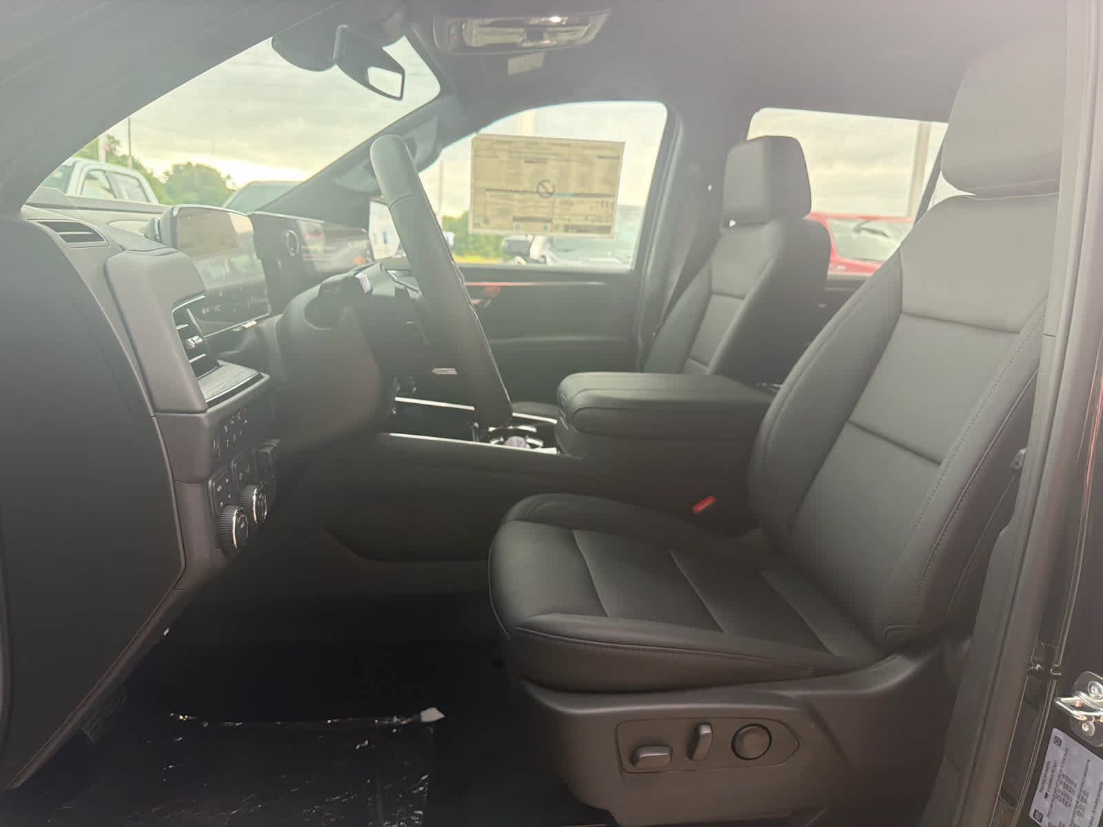 New 2026 Chevrolet Tahoe LT w/ Comfort Package AWD/4WD image 13