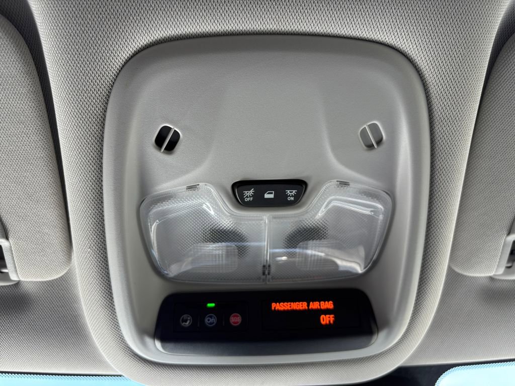 Used 2023 Chevrolet TrailBlazer LT FWD image 26