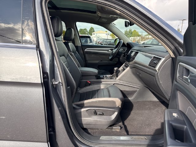 Used 2021 Volkswagen Atlas SEL Premium AWD/4WD image 9