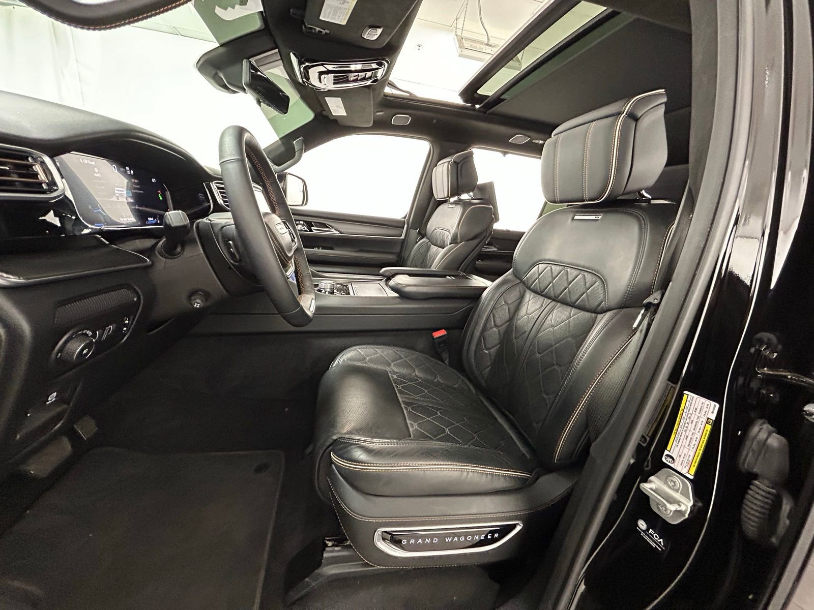 Used 2024 Jeep Grand Wagoneer L Series III w/ Rear Seat Video Group 1 image 27