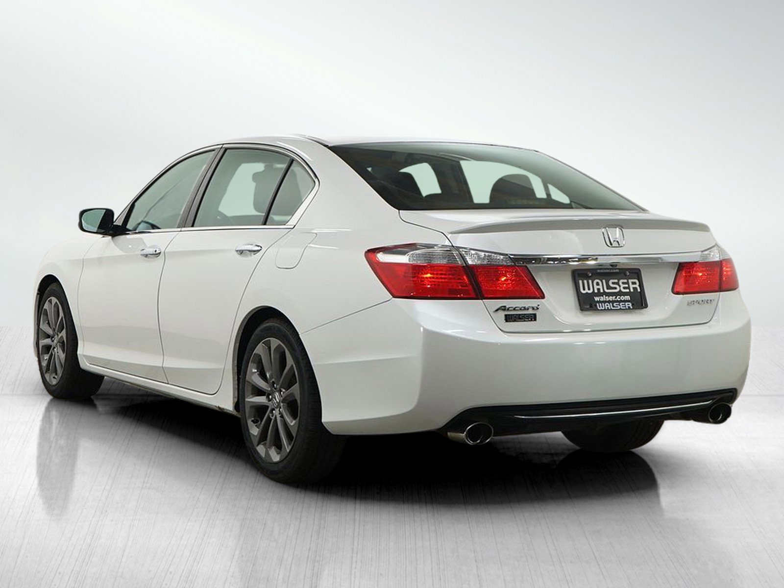 Used 2014 Honda Accord Sport image 3