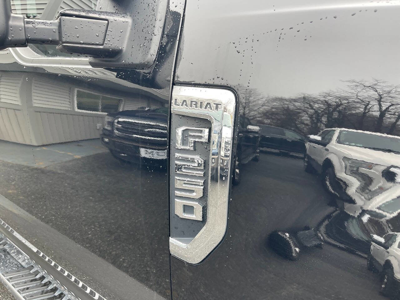 Used 2017 Ford F250 Lariat w/ Lariat Value Package image 16