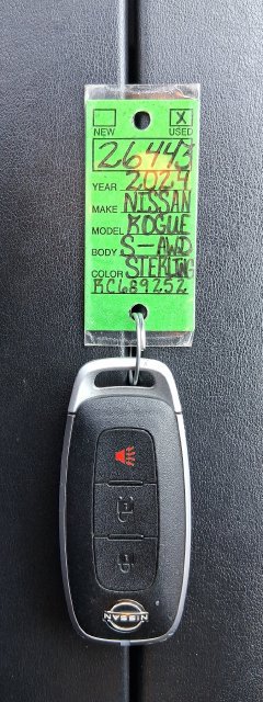 Used 2024 Nissan Rogue S AWD/4WD image 14