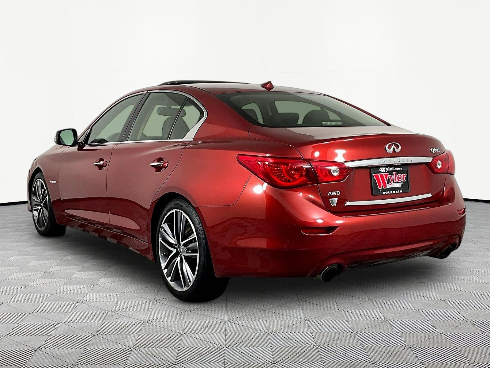 Used 2014 INFINITI Q50 Hybrid AWD w/ Navigation Package video 2