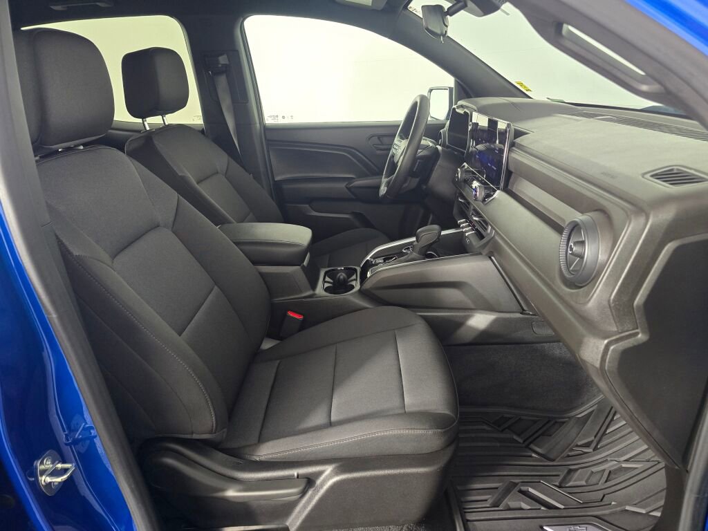 Used 2023 Chevrolet Colorado Trail Boss image 40