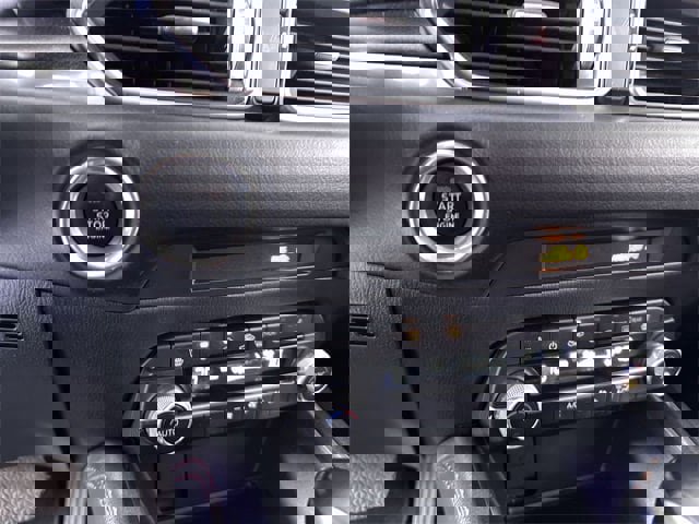 Used 2022 MAZDA CX-5 Carbon Edition image 17