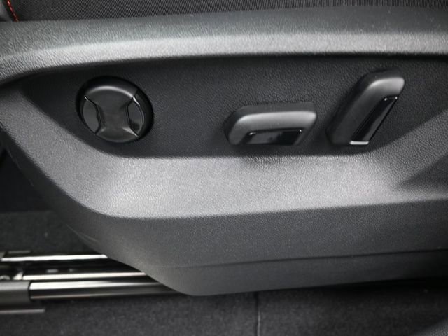 New 2026 Volkswagen Atlas Peak Edition image 33