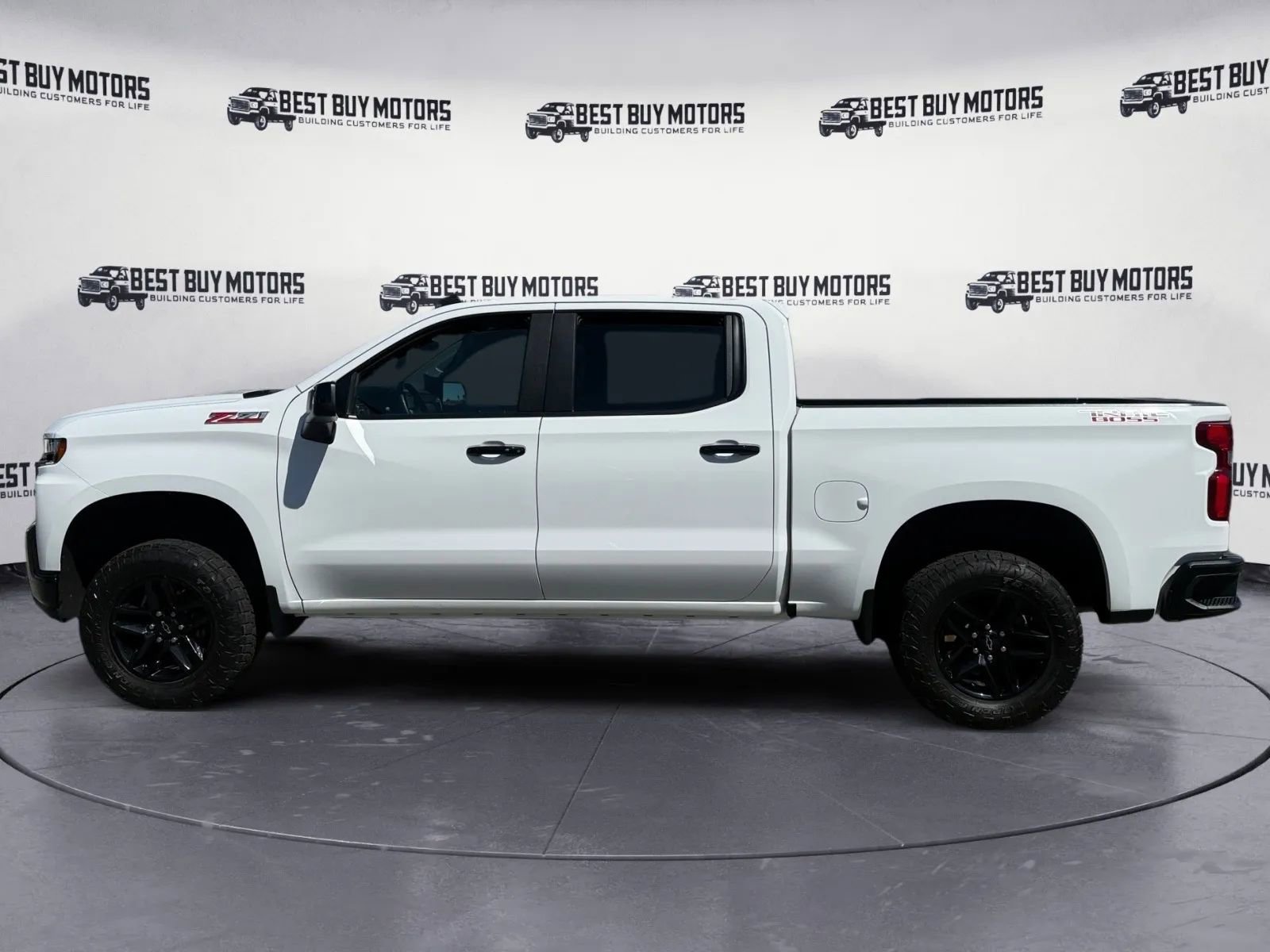 Used 2021 Chevrolet Silverado 1500 LT Trail Boss w/ Bed Protection Package image 5