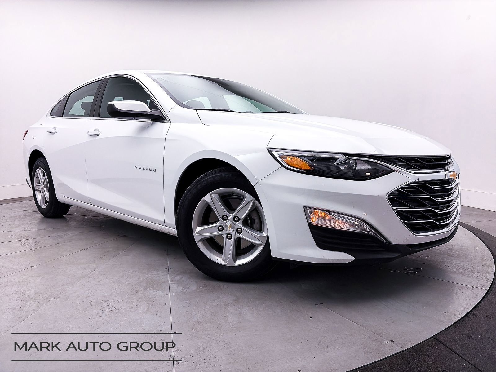 Used 2025 Chevrolet Malibu LS