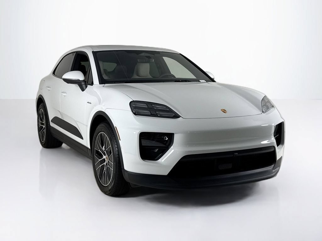 Certified 2025 Porsche Macan Electric RWD image 7