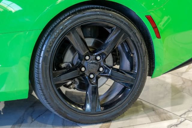 Used 2017 Chevrolet Camaro LT RWD image 64
