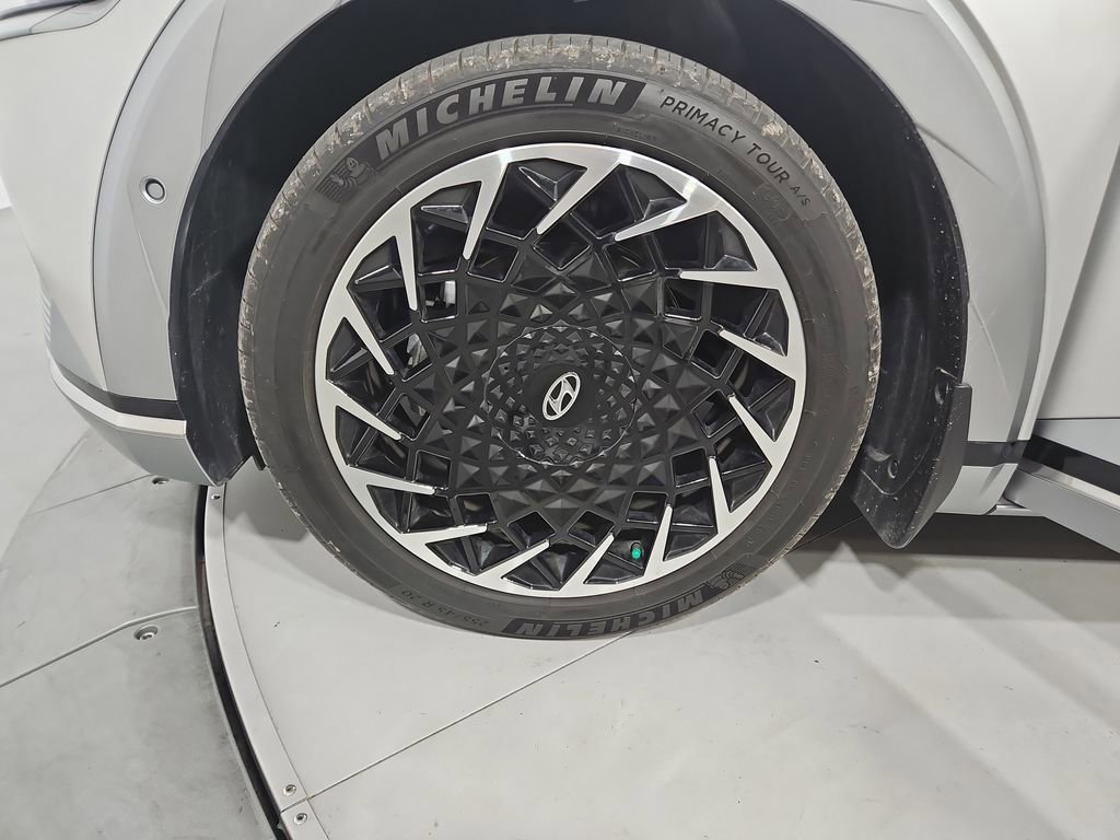 Certified 2024 Hyundai Ioniq 5 Limited image 29