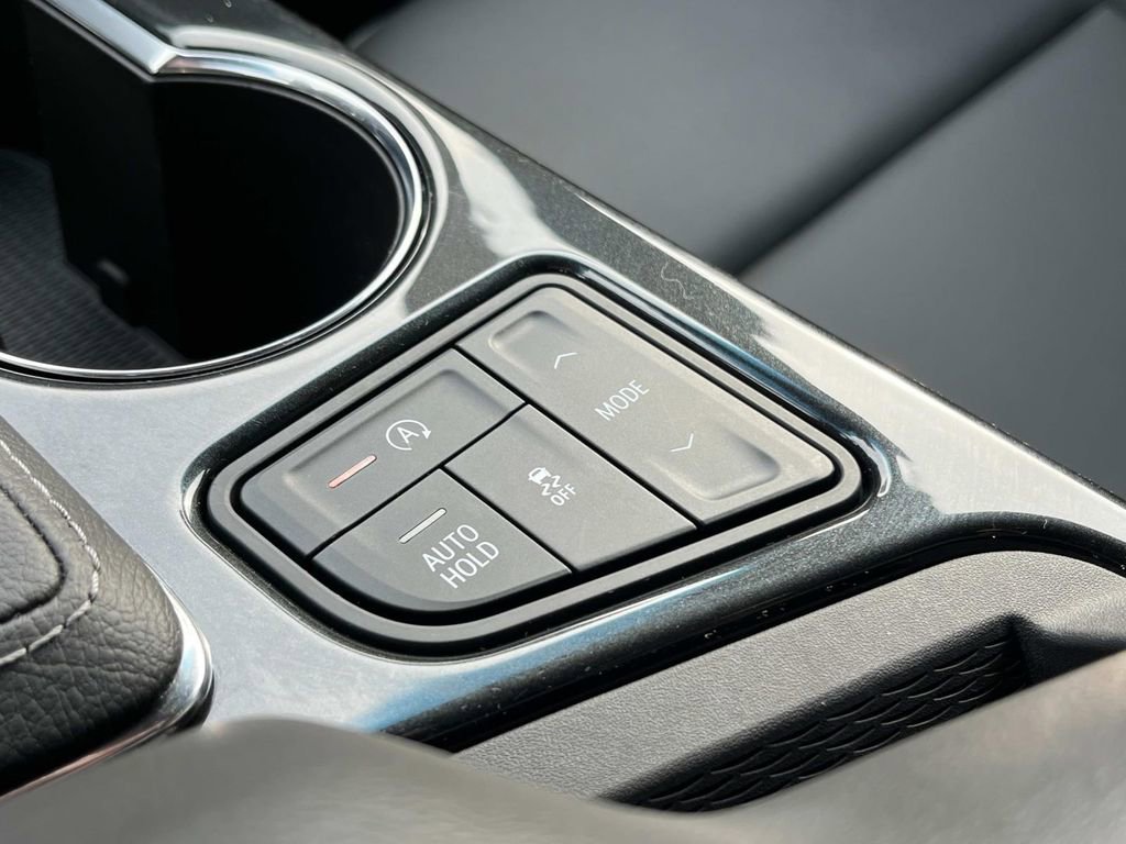 Used 2024 Cadillac CT4 Luxury image 38