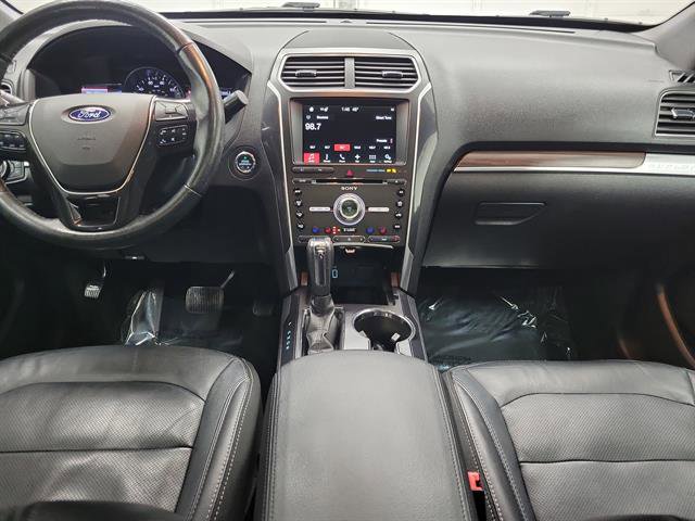 Used 2017 Ford Explorer Limited image 14