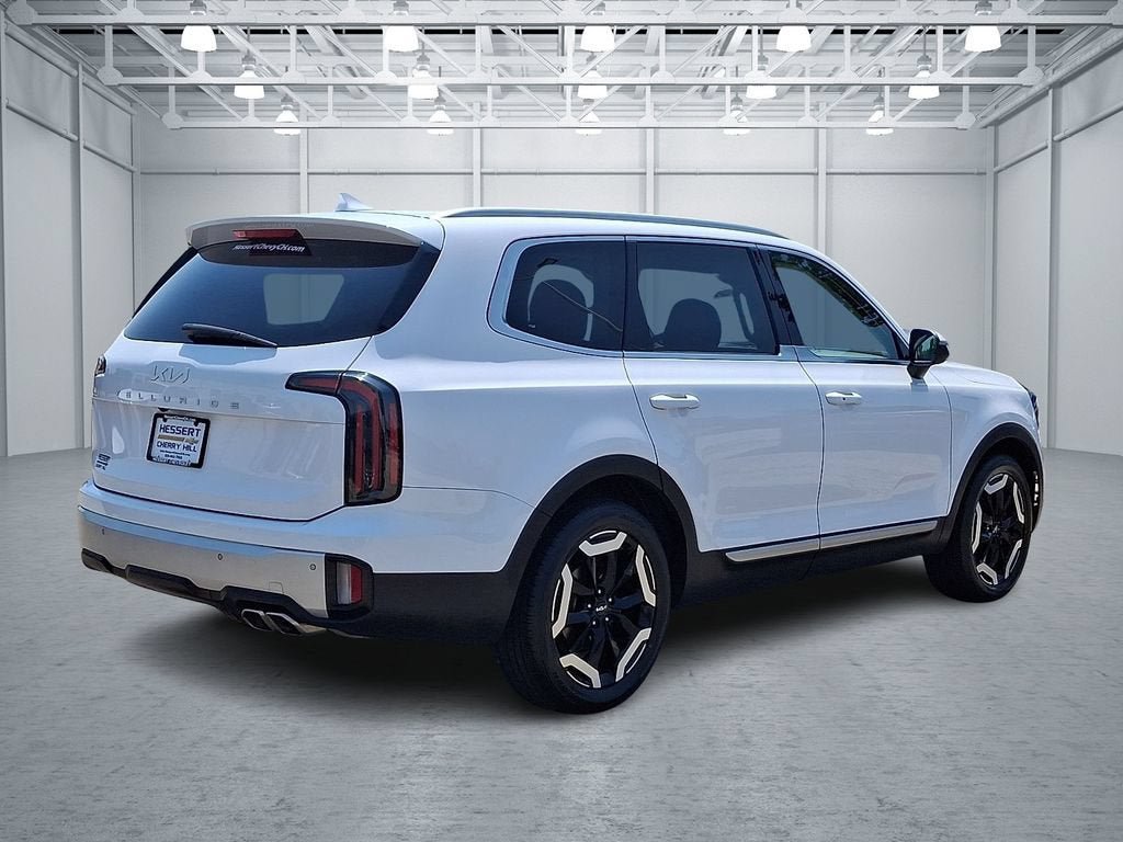 Used 2024 Kia Telluride EX FWD image 5