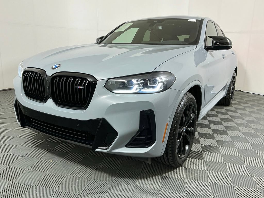 Certified 2024 BMW X4 M40i w/ Premium Package AWD/4WD image 2