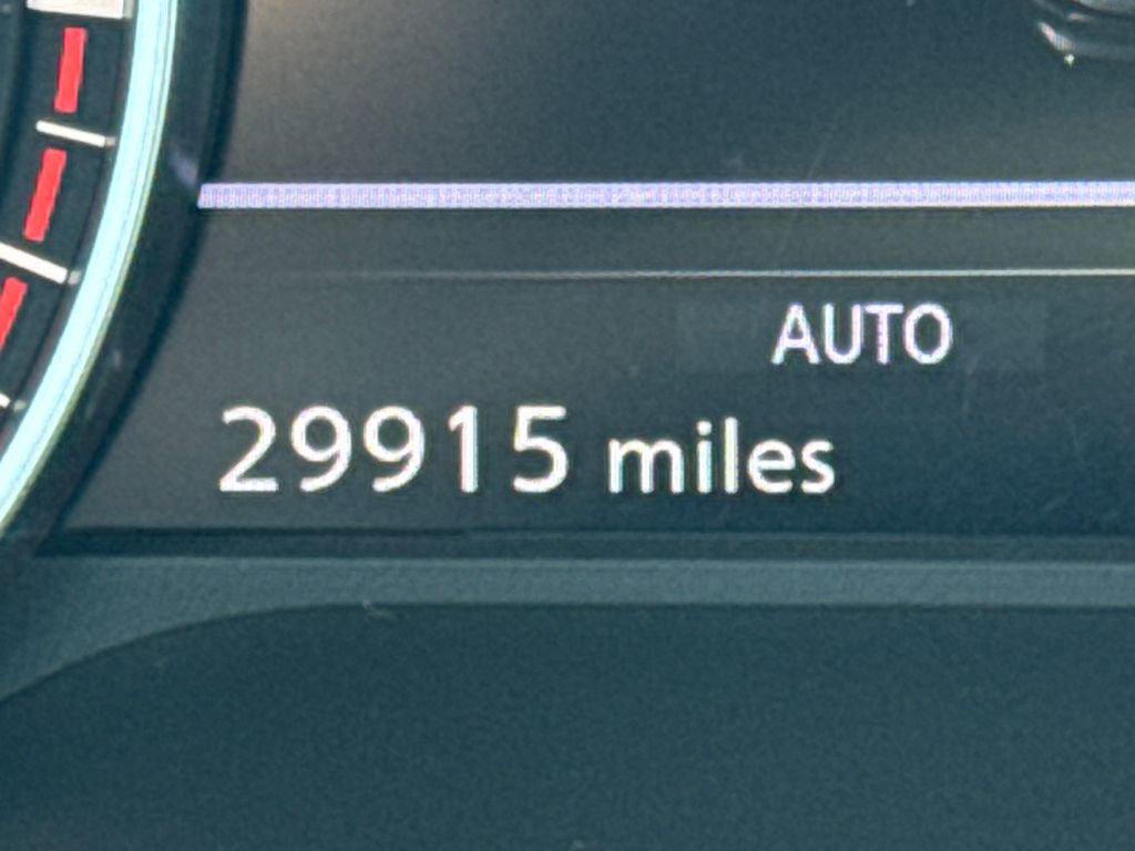 Used 2023 Nissan Pathfinder SL image 17