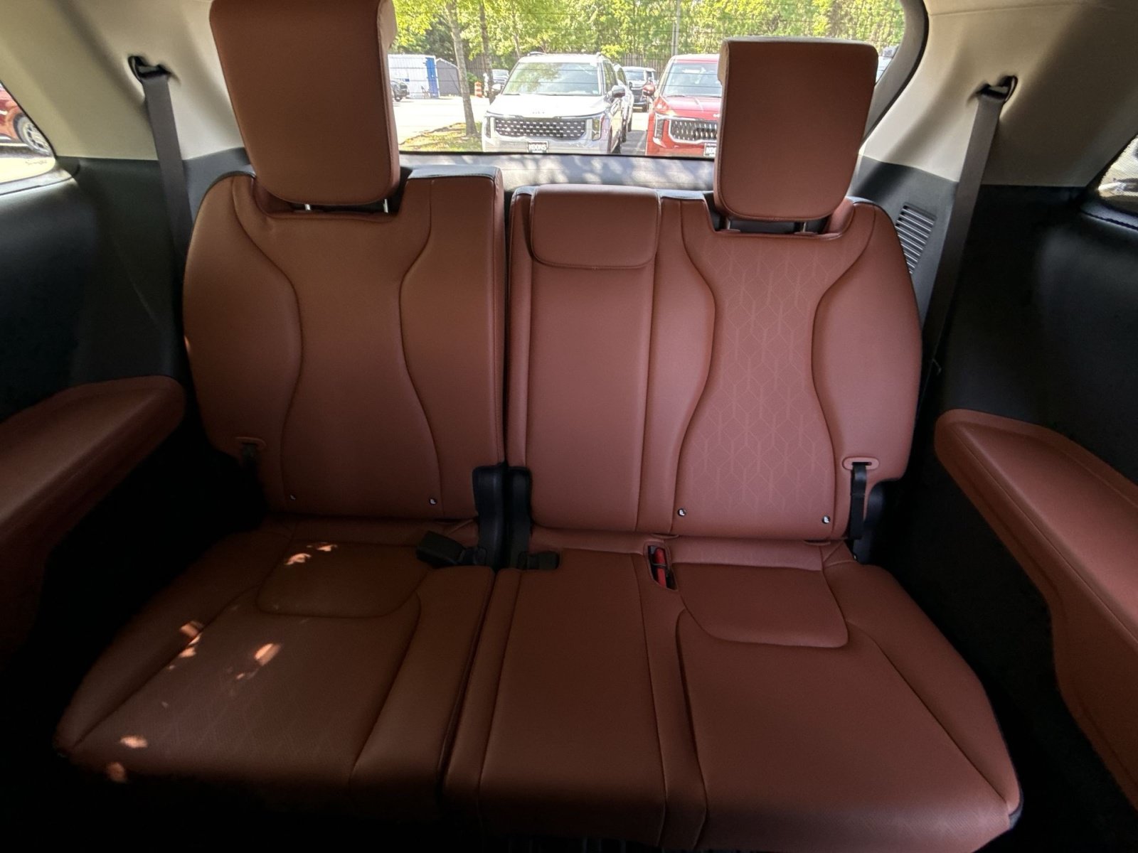 New 2026 Kia Carnival EX FWD image 39