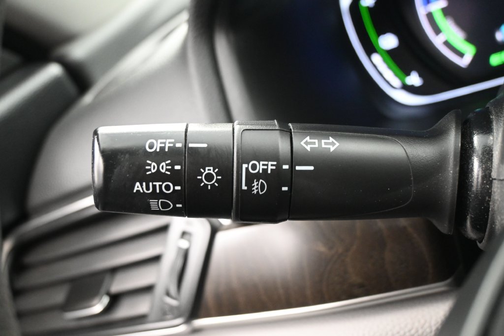 Used 2018 Honda Accord EX image 16