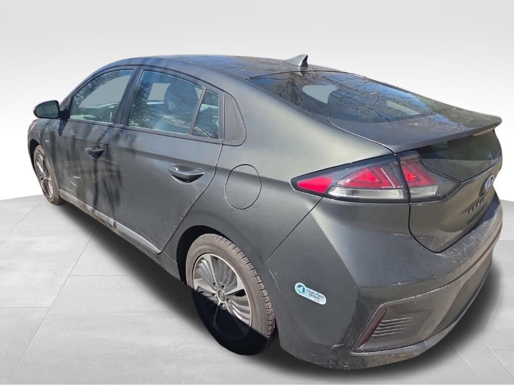 Used 2020 Hyundai Ioniq SE image 4