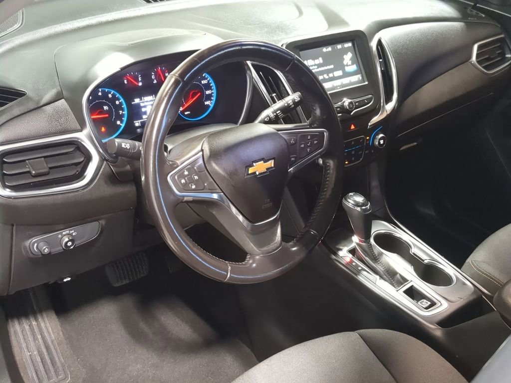 Used 2018 Chevrolet Equinox LT FWD image 12