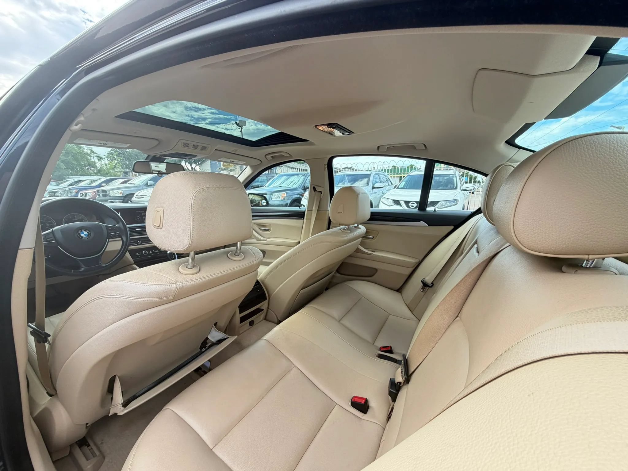 Used 2015 BMW 535i xDrive Sedan AWD/4WD image 30